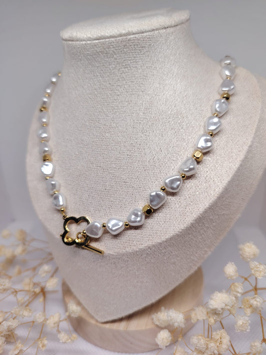 Collier Perles Cœur & Fermoir Fleur – Acier inoxydable
