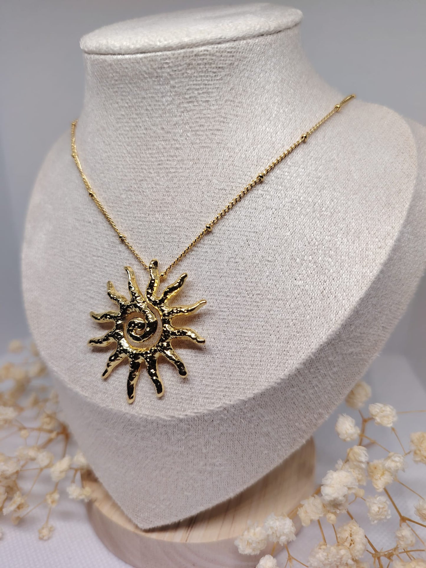 Collier Soleil Spirale – Acier inoxydable