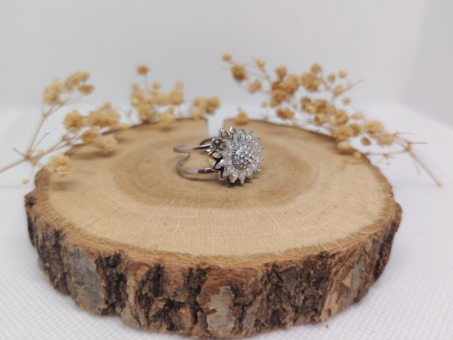 Bague Fleur Rotative Anti-Stress en Acier Inoxydable – Élégance & Bien-Être