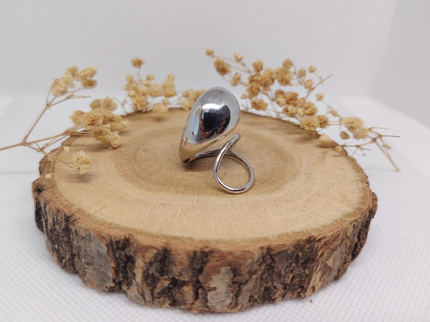 Bague Goutte Moderne en Acier Inoxydable – Design Sculptural