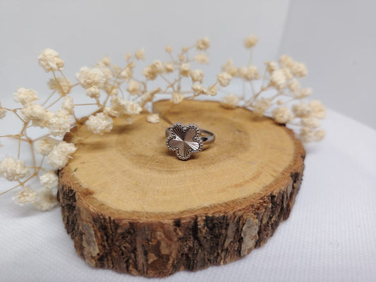 Bague Trèfle – Acier inoxydable