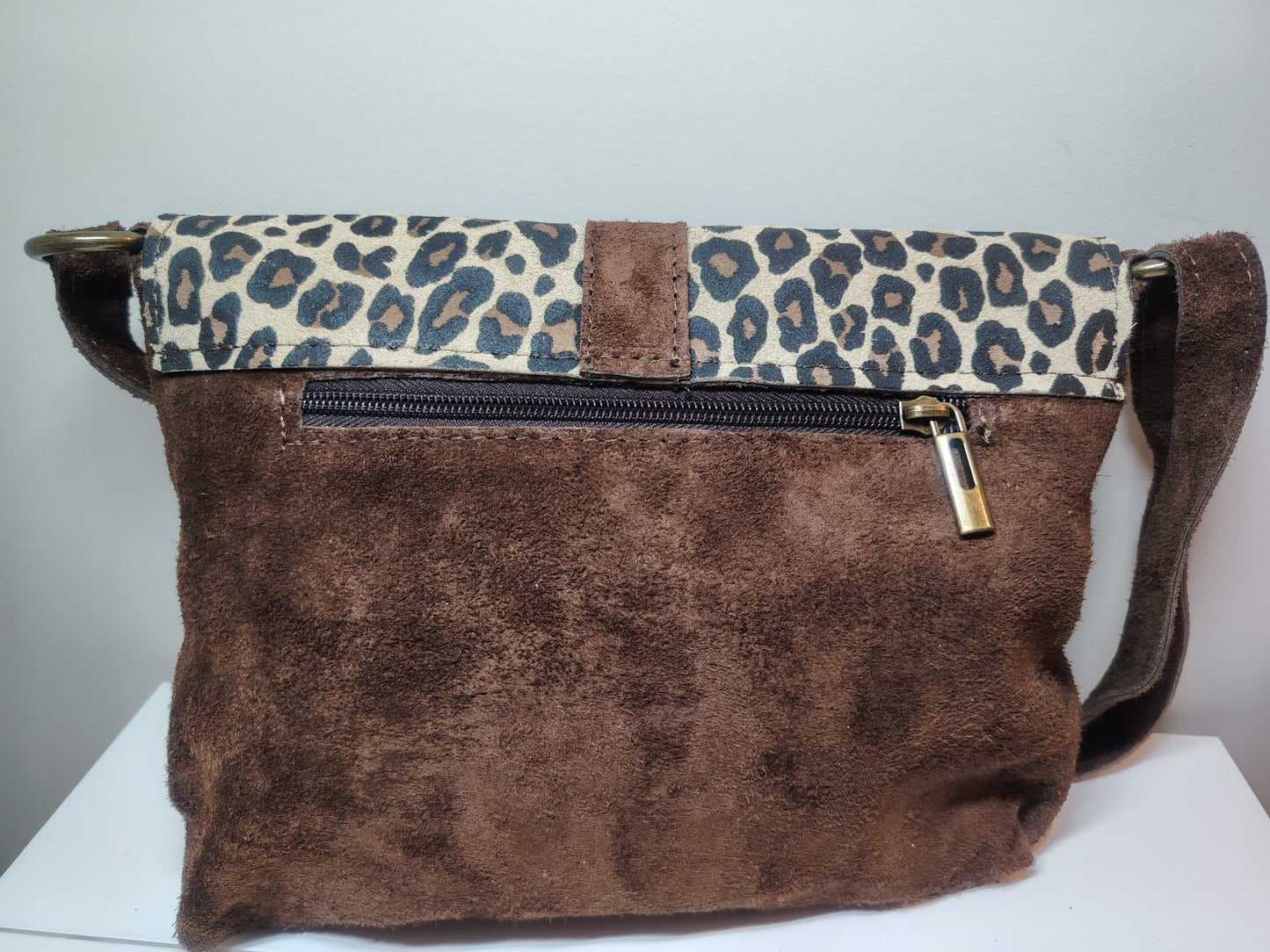 Sac bandoulière femme en cuir suédé 100 % italien – Motif léopard