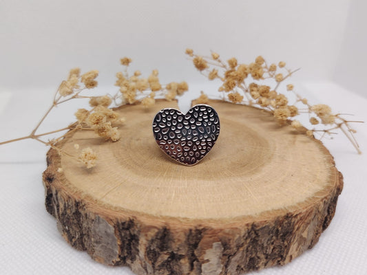 Bague Cœur Martelée en Acier Inoxydable – Caractère & Élégance