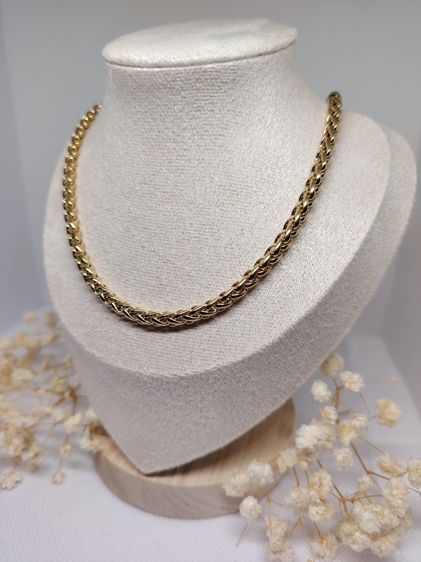 Collier Chaîne Tressée Dorée – Acier inoxydable