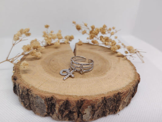 Bague Multi-Anneaux avec Breloques en Acier Inoxydable – Élégance & Symbolique